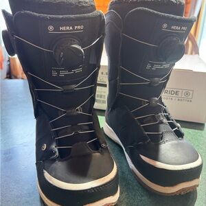 Hera Pro Black Snowboard Boots